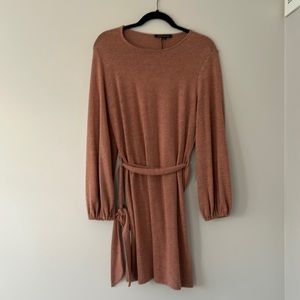Long sleeve dress - tie waist